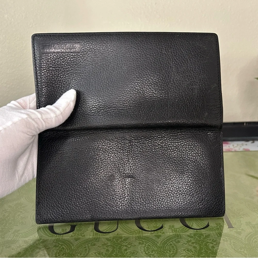 Father’s Day Burberry Black Leather Bifold Wallet w/ Nova Check Interior Slot